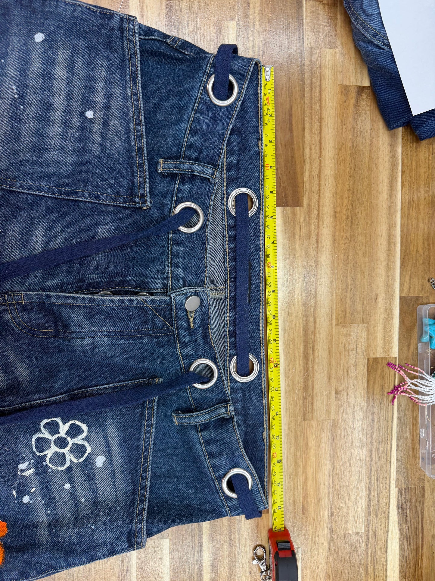 Flower Power barrel jeans