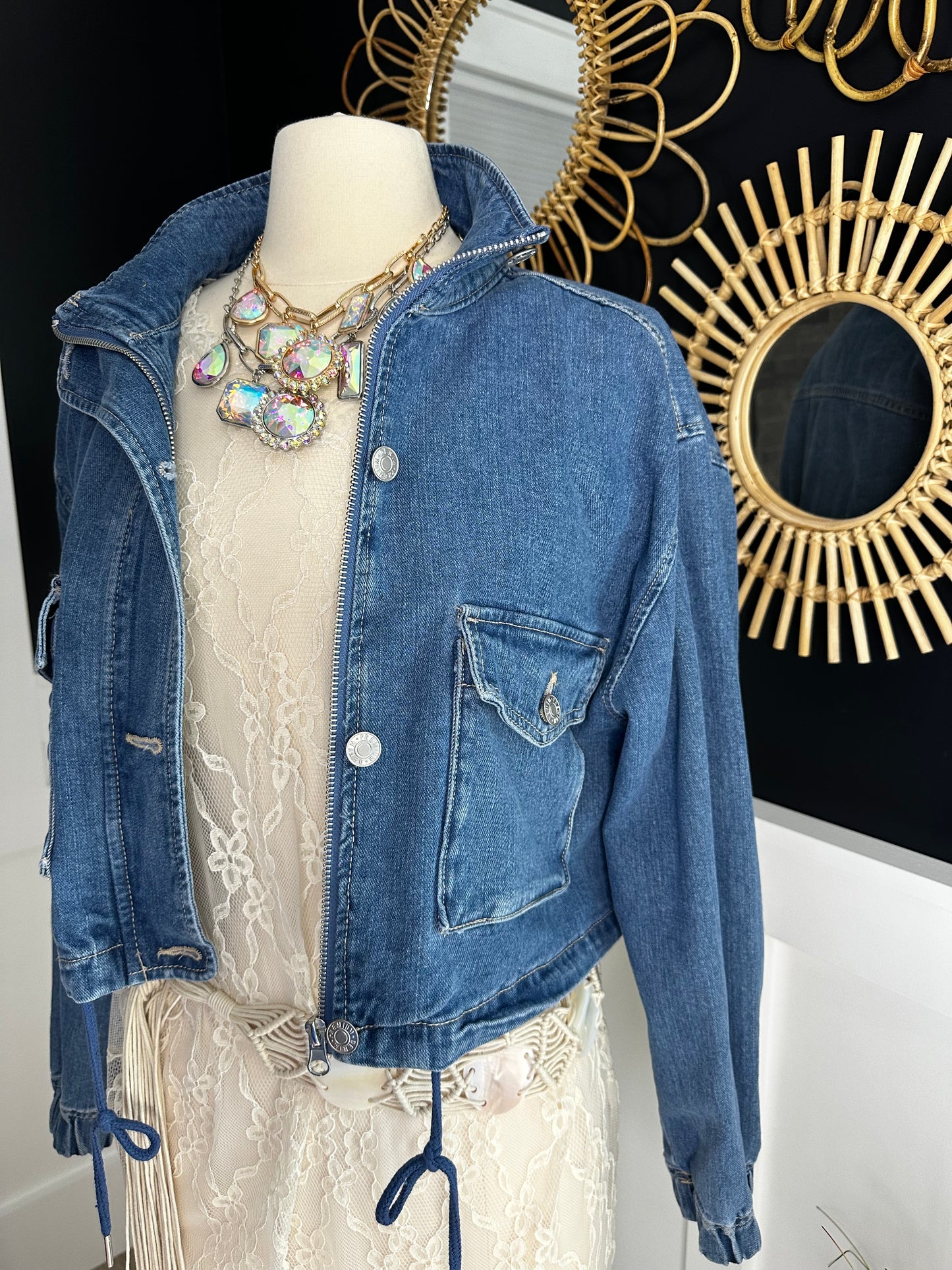 Denim cropped cargo jacket