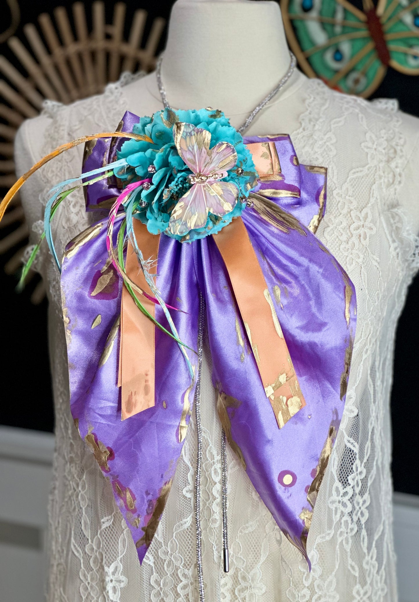 Derby Fancy BowLos