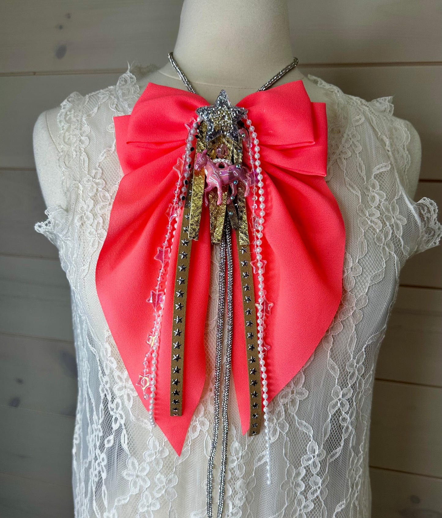 Lux Brandy BowLos With Bling String