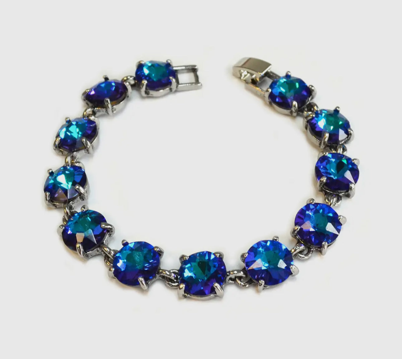 Festive Bracelets clap