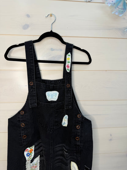 Black Bibs