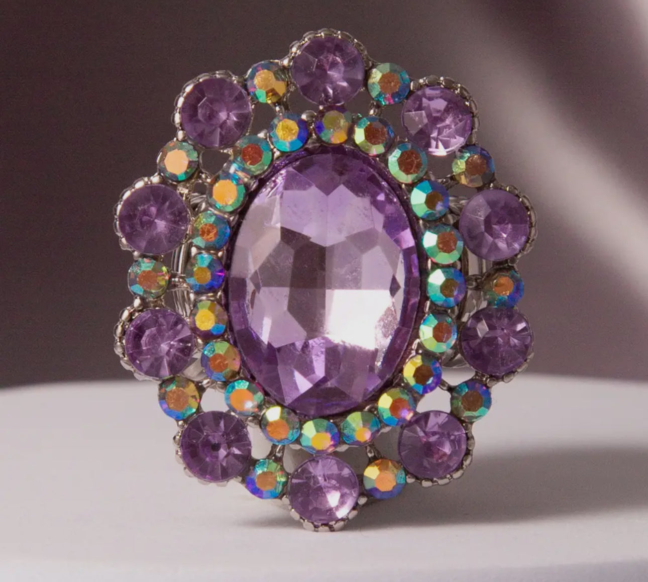 Stretch cut glass ring was so much style