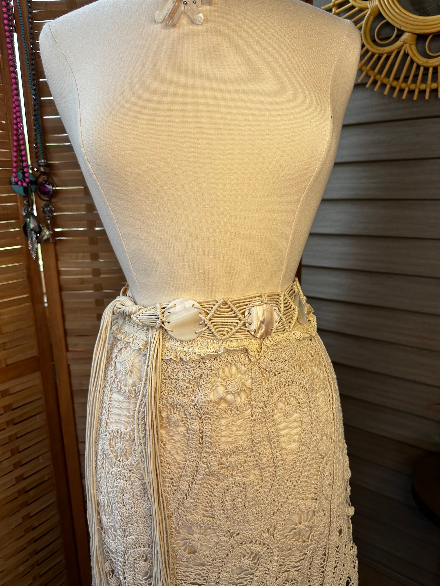 Macramé belt