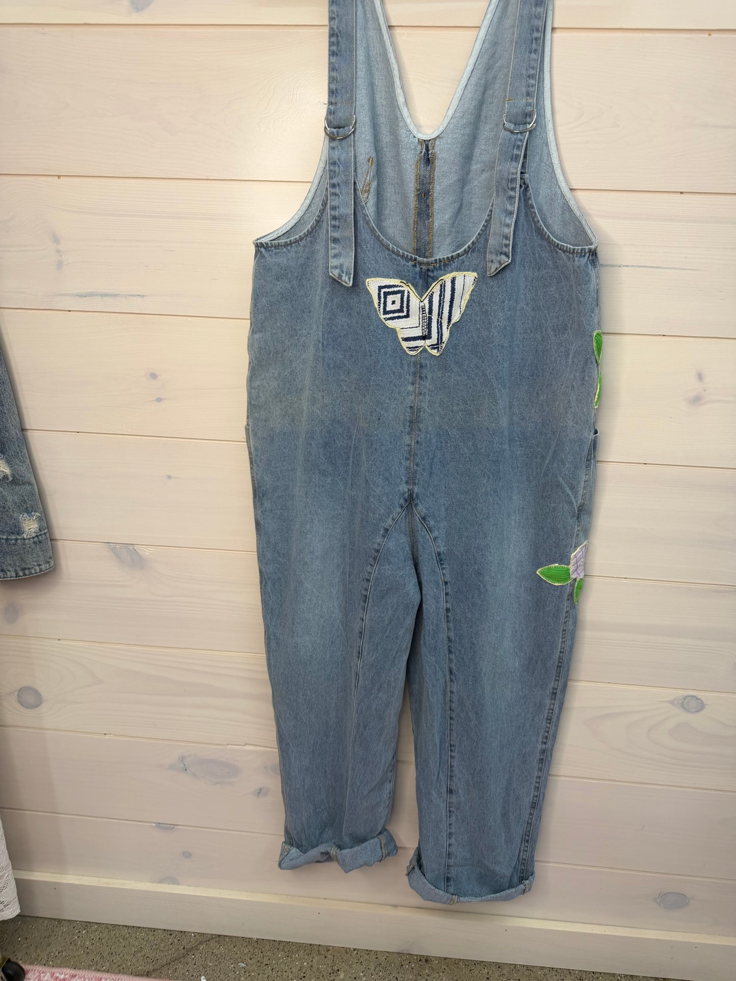 FP look with vintage Quilt Patches
